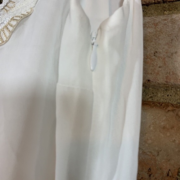 White House Black Market White Layered Embroidered Tank Blouse Size 2 - Picture 7 of 10